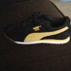 Puma shoes
